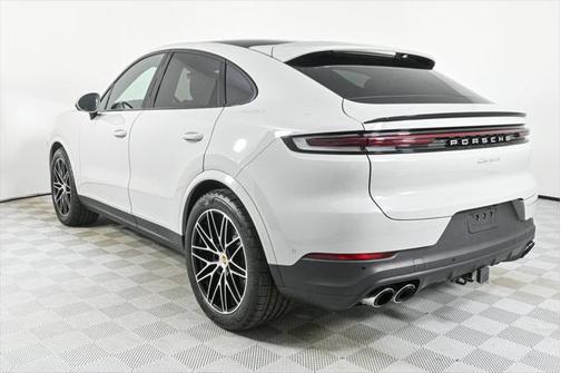 2025 Porsche Cayenne Base