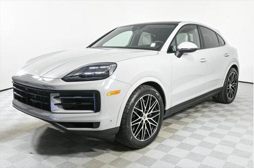 2025 Porsche Cayenne Base