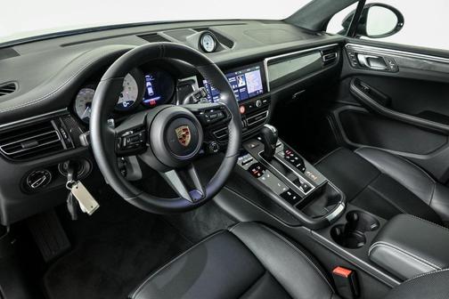 2024 Porsche Macan S