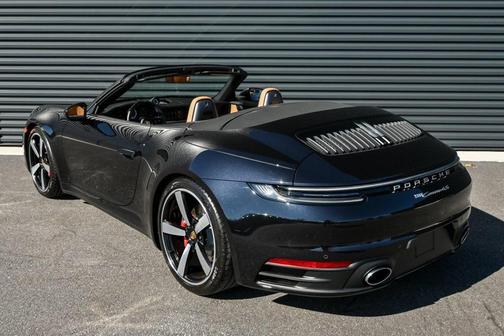 2024 Porsche 911 Carrera 4S Cabriolet
