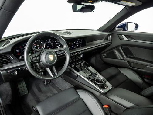 2024 Porsche 911 Carrera