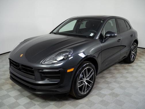 2026 Porsche Macan Base
