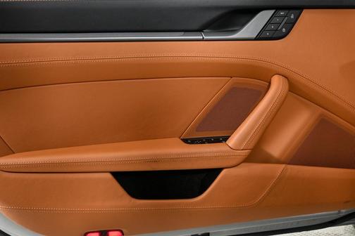 2025 Porsche 911 Carrera