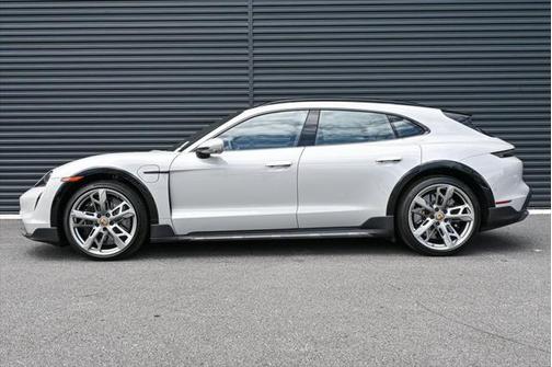 2024 Porsche Taycan Cross Turismo Turbo S