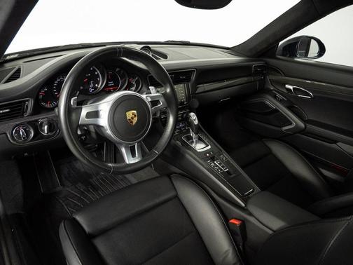 2016 Porsche 911 Turbo S