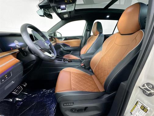 2025 Volkswagen Tiguan 2.0T SEL R-Line 4MOTION