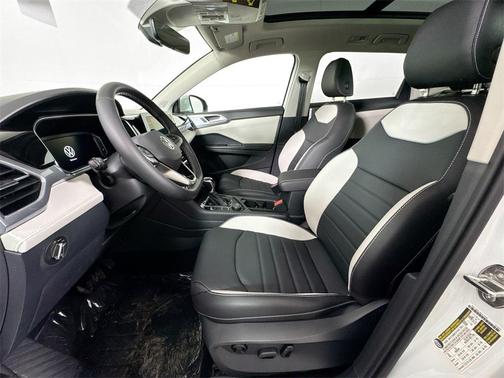 2026 Volkswagen Taos SEL