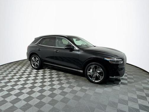 2023 Genesis Electrified GV70 Advanced AWD