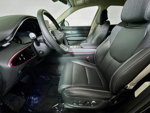 2023 Genesis Electrified GV70 Advanced AWD