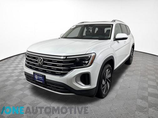 Opal White 2024 Volkswagen Atlas 2.0T SEL