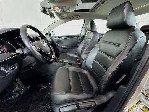 2016 Volkswagen Jetta 1.8T SEL