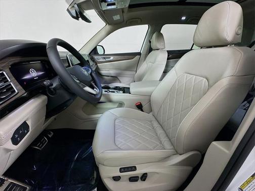 2025 Volkswagen Atlas 2.0T SEL Premium R-Line 4MOTION