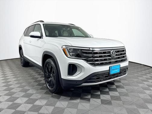 2025 Volkswagen Atlas 2.0T SE w/Technology 4MOTION