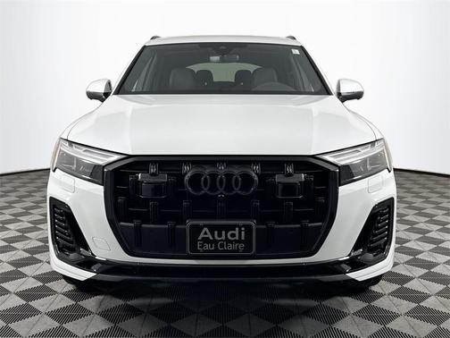 2026 Audi Q7 55 Premium Plus