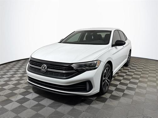 Pure White 2023 Volkswagen Jetta 1.5T Sport