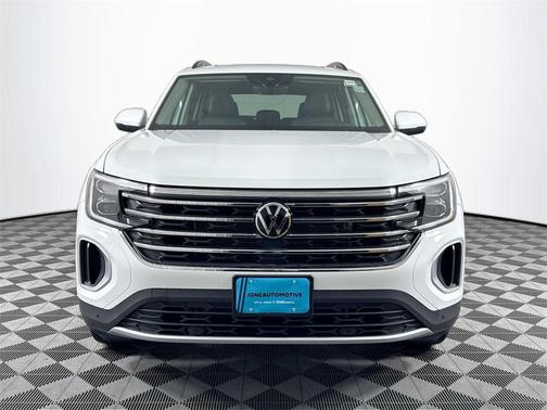 2025 Volkswagen Atlas 2.0T SE w/Technology 4MOTION