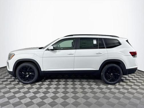 2025 Volkswagen Atlas 2.0T SE w/Technology 4MOTION