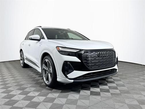 2025 Audi Q4 e-tron Premium Plus 55 quattro