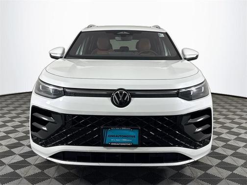 2026 Volkswagen Tiguan 2.0T SEL R-Line 4MOTION