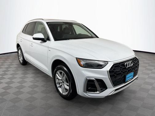 2022 Audi Q5 45 S line Premium