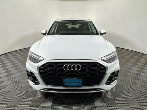 2022 Audi Q5 45 S line Premium