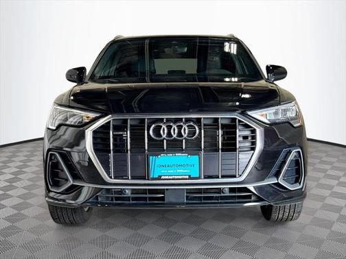 2022 Audi Q3 45 S line Premium