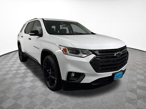 Summit White 2021 Chevrolet Traverse Premier