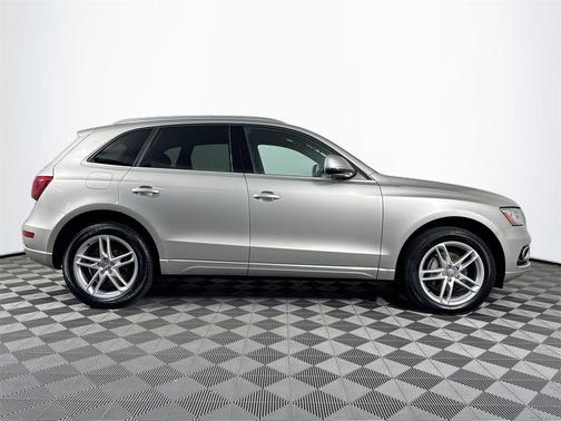 2013 Audi Q5 2.0T Premium Plus