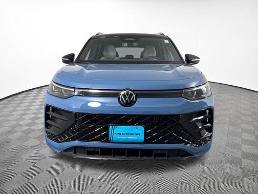 Blue 2026 Volkswagen Tiguan 2.0T SE R-Line Black 4MOTION