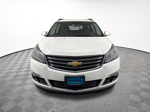 White 2014 Chevrolet Traverse 1LT