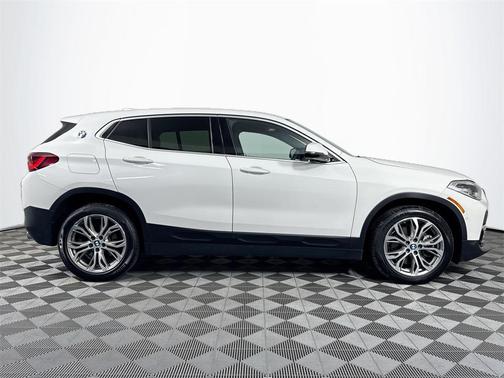 2022 BMW X2 xDrive28i