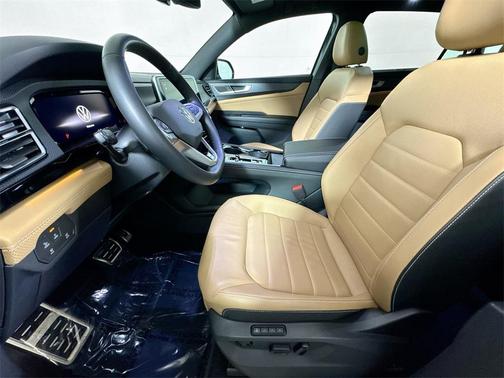 2024 Volkswagen Atlas Cross Sport 2.0T SEL