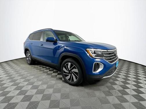 2025 Volkswagen Atlas 2.0T SE w/Technology 4MOTION