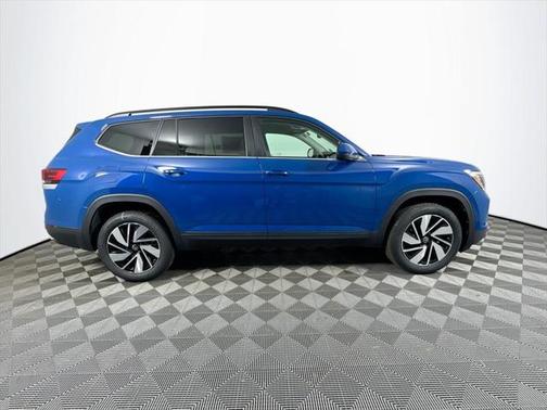 2025 Volkswagen Atlas 2.0T SE w/Technology 4MOTION
