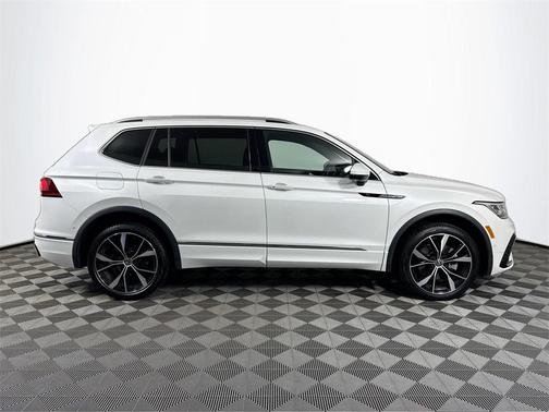 2024 Volkswagen Tiguan 2.0T SEL R-Line 4MOTION