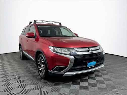 2016 Mitsubishi Outlander ES