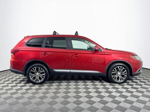 2016 Mitsubishi Outlander ES