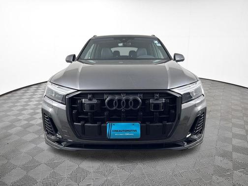 Samurai Gray Metallic 2026 Audi Q7 45 Premium