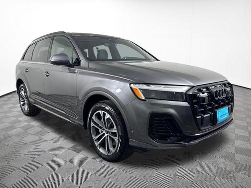 Samurai Gray Metallic 2026 Audi Q7 45 Premium