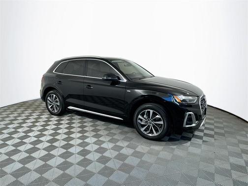 2022 Audi Q5 45 S line Premium