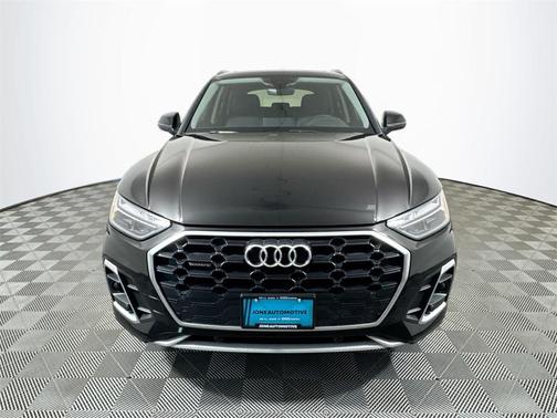 2022 Audi Q5 45 S line Premium