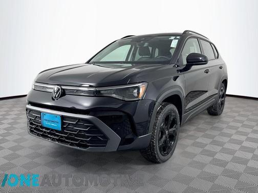 2026 Volkswagen Taos SE Black