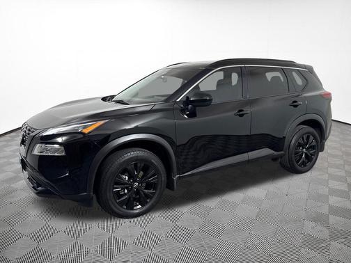 Super Black 2023 Nissan Rogue SV