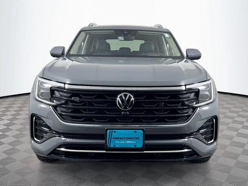 Pure Gray 2026 Volkswagen Atlas 2.0T SEL Premium R-Line 4MOTION