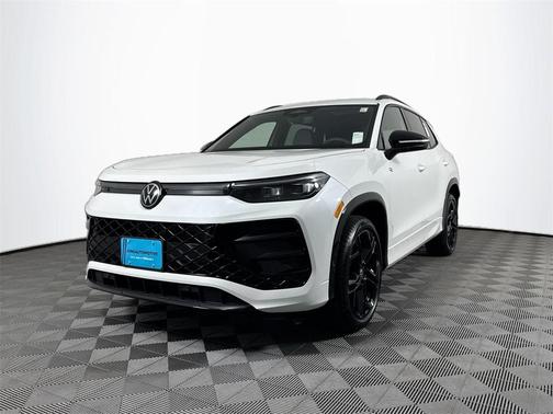 2025 Volkswagen Tiguan 2.0T SE R-Line Black 4MOTION