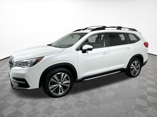 Crystal White Pearl 2019 Subaru Ascent Limited 7-Passenger