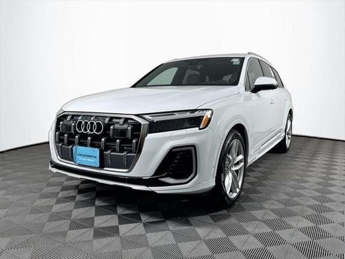 2025 Audi Q7 55 Premium Plus