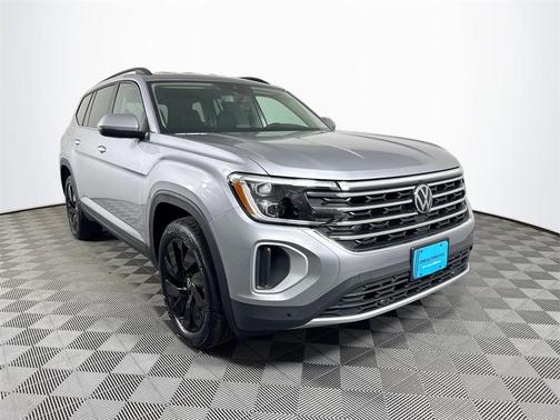 2026 Volkswagen Atlas 2.0T SE w/Technology 4MOTION