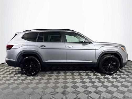 2026 Volkswagen Atlas 2.0T SE w/Technology 4MOTION