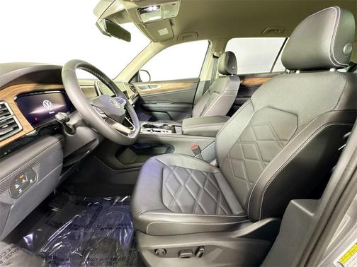 2026 Volkswagen Atlas 2.0T SE w/Technology 4MOTION